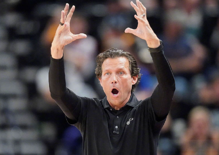 ayx sports-关于转会期纽卡斯尔调整名单以备NBA季后赛清晨密尔沃基雄鹿调整名单，网友：罗马今夜队长鼓劲的信息-ayx sports